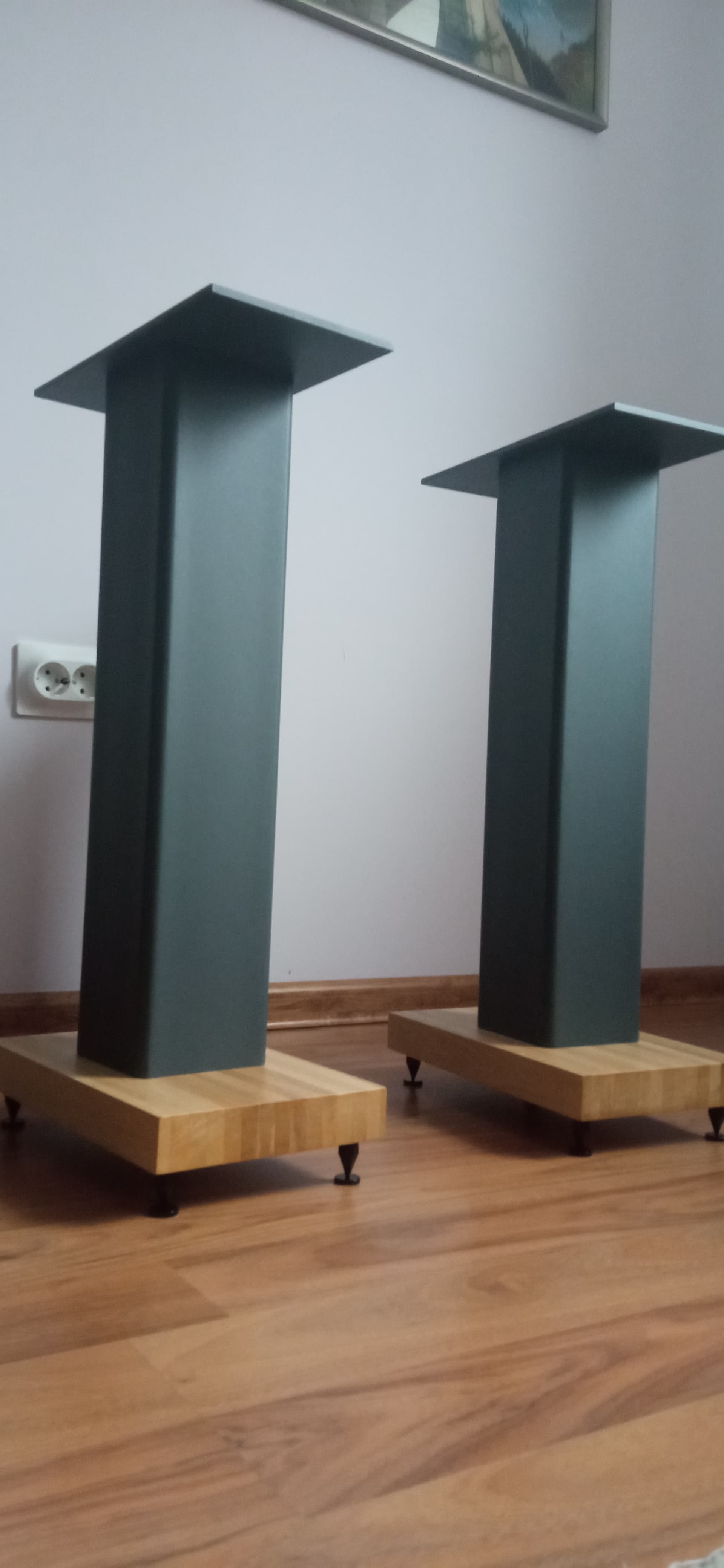 Универсальные стойки 60 см 2